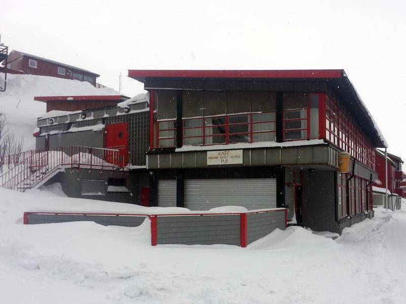 Mehamn Arctic Hotel Esterno foto