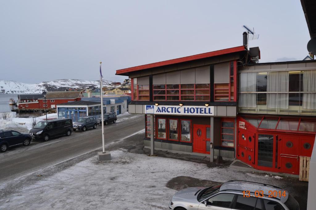 Mehamn Arctic Hotel Esterno foto