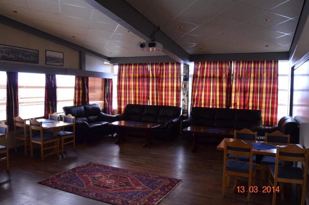 Mehamn Arctic Hotel Esterno foto